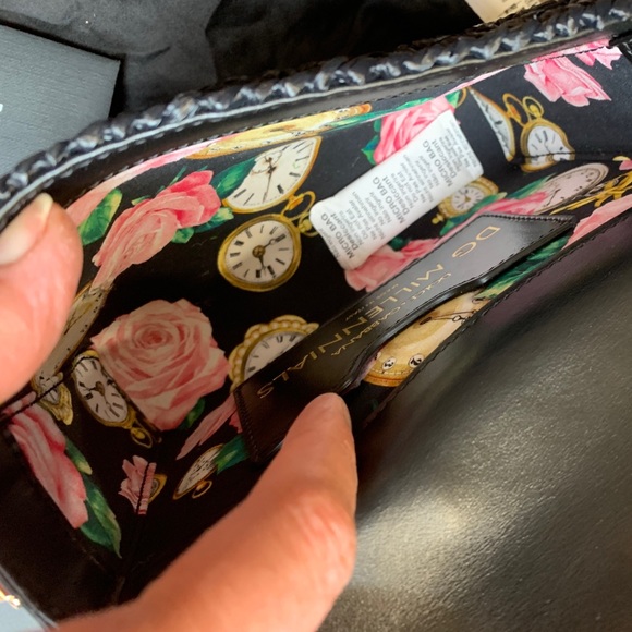 SOLD⛔️AUTHENTIC  DOLCE & GABBANA MILLENIALS " L'Amore E'Bellezza" FLORAL - Picture 12 of 16